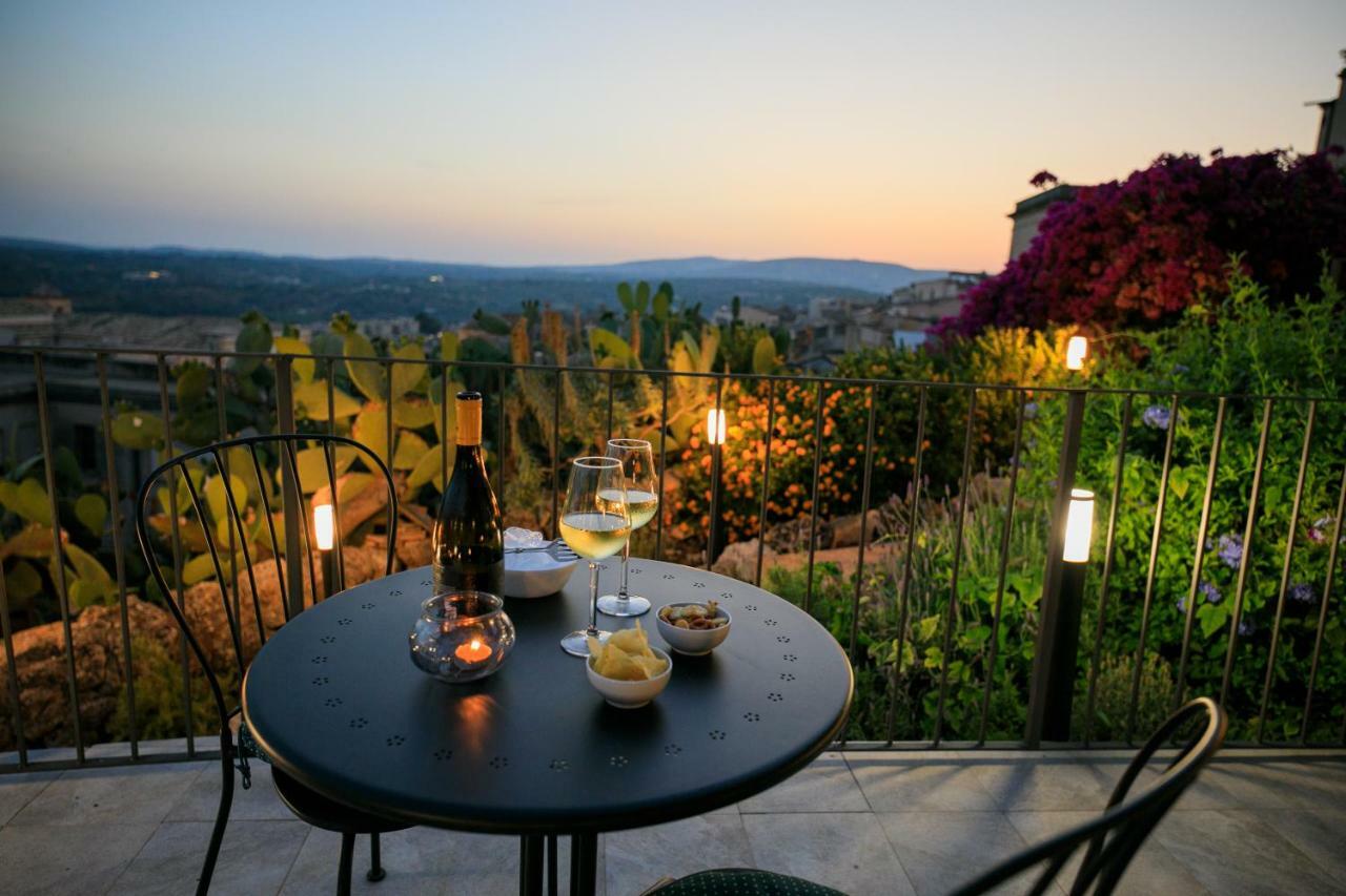Trigona Garden Suite โนโต ภายนอก รูปภาพ